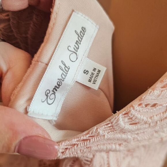 Emerald Sundae Pink Lace Spaghetti Strap Mini Dress Size S - Picture 8 of 8